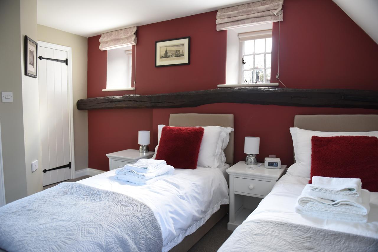 The Three Horseshoes Warham Bagian luar foto