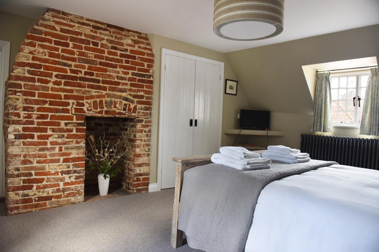 The Three Horseshoes Warham Bagian luar foto